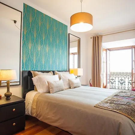 Apartamento Bairrus - Cathedral Lisboa