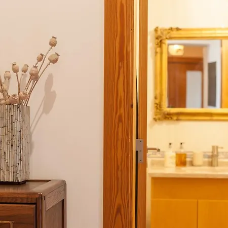 Bairrus - Cathedral Appartamento Lisbona